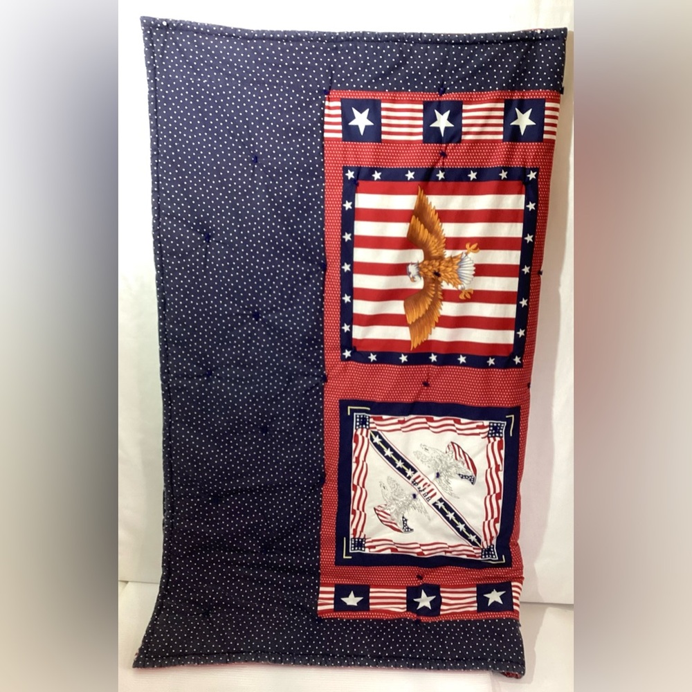 Comforter Patriotic USA Size Approximately 60”x50”